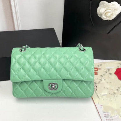 🎁 Classic 11.12 HandBag With Box (100% off)