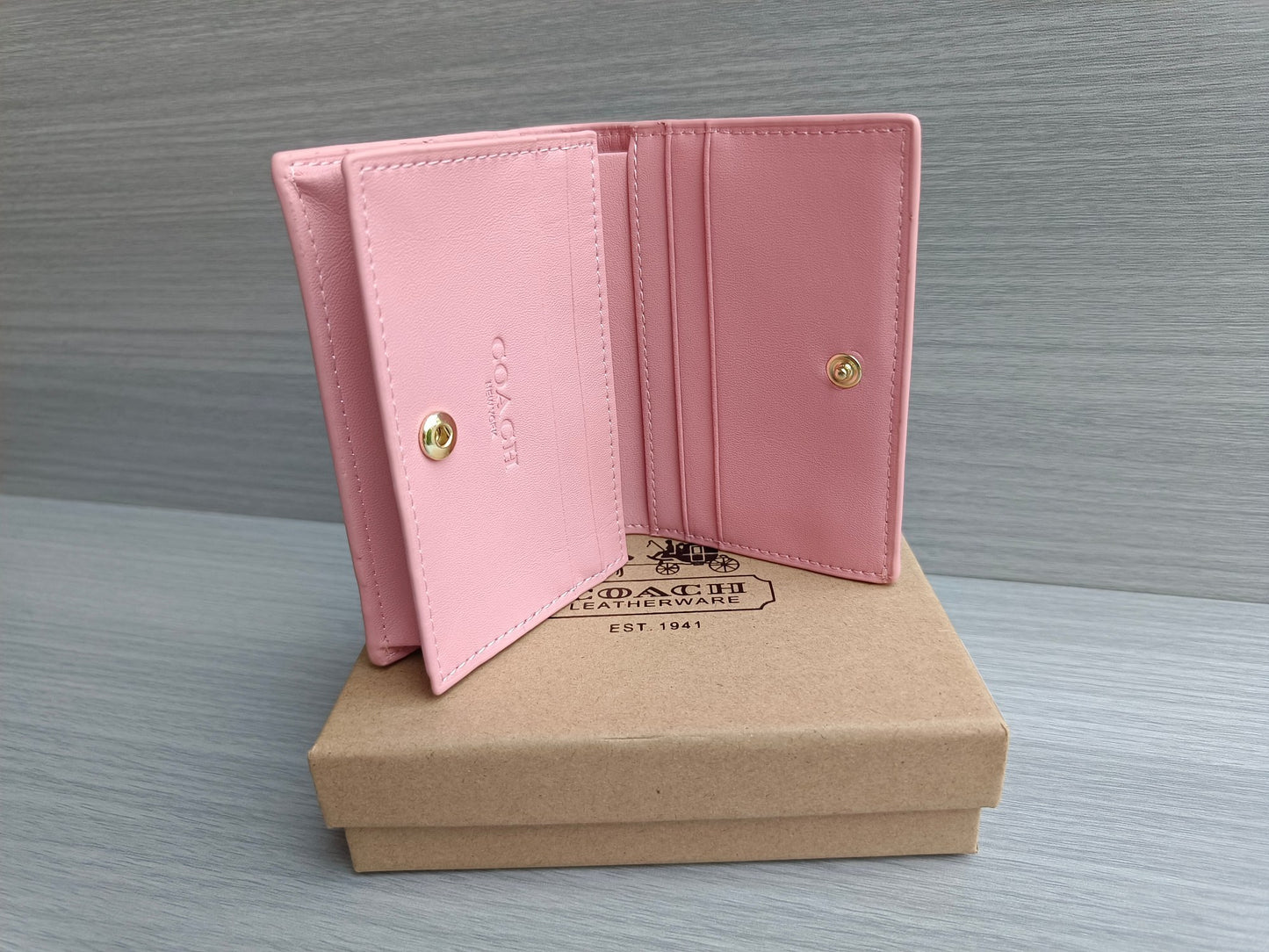 Essential Mini Trifold Wallet