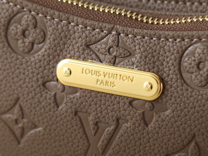 Pochette Liv Monogram Shoulder Bag