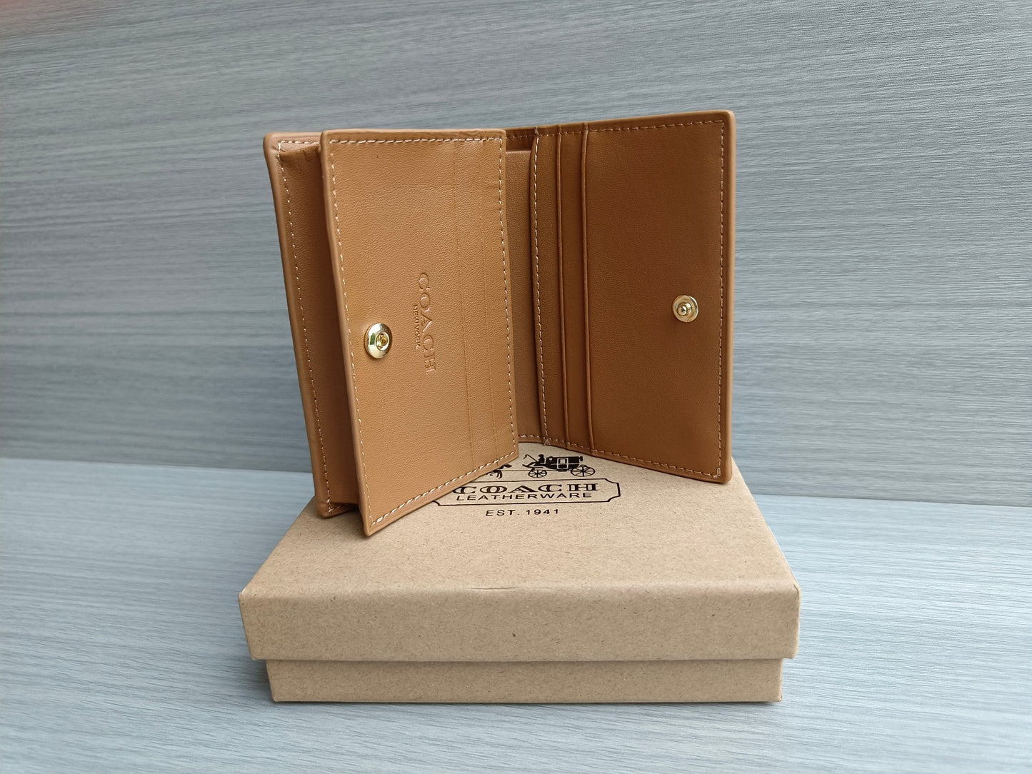 Essential Mini Trifold Wallet