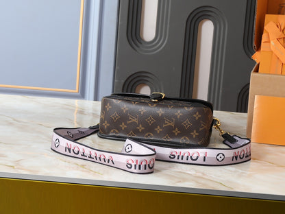 Crossbody Baguette Bag