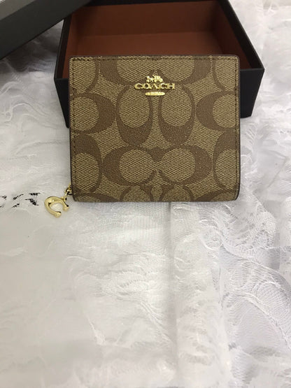 Women Signature Snap Wallet