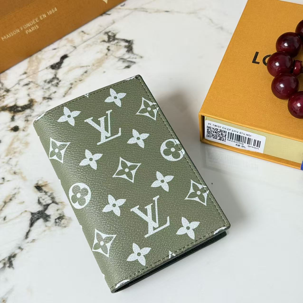 Passport Cover Monogram