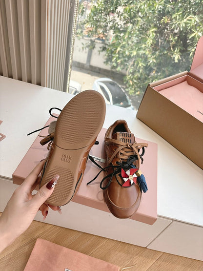 Miu Sneaker