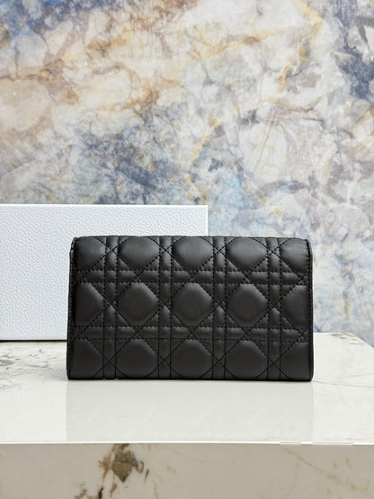Miss Caro Long Wallet