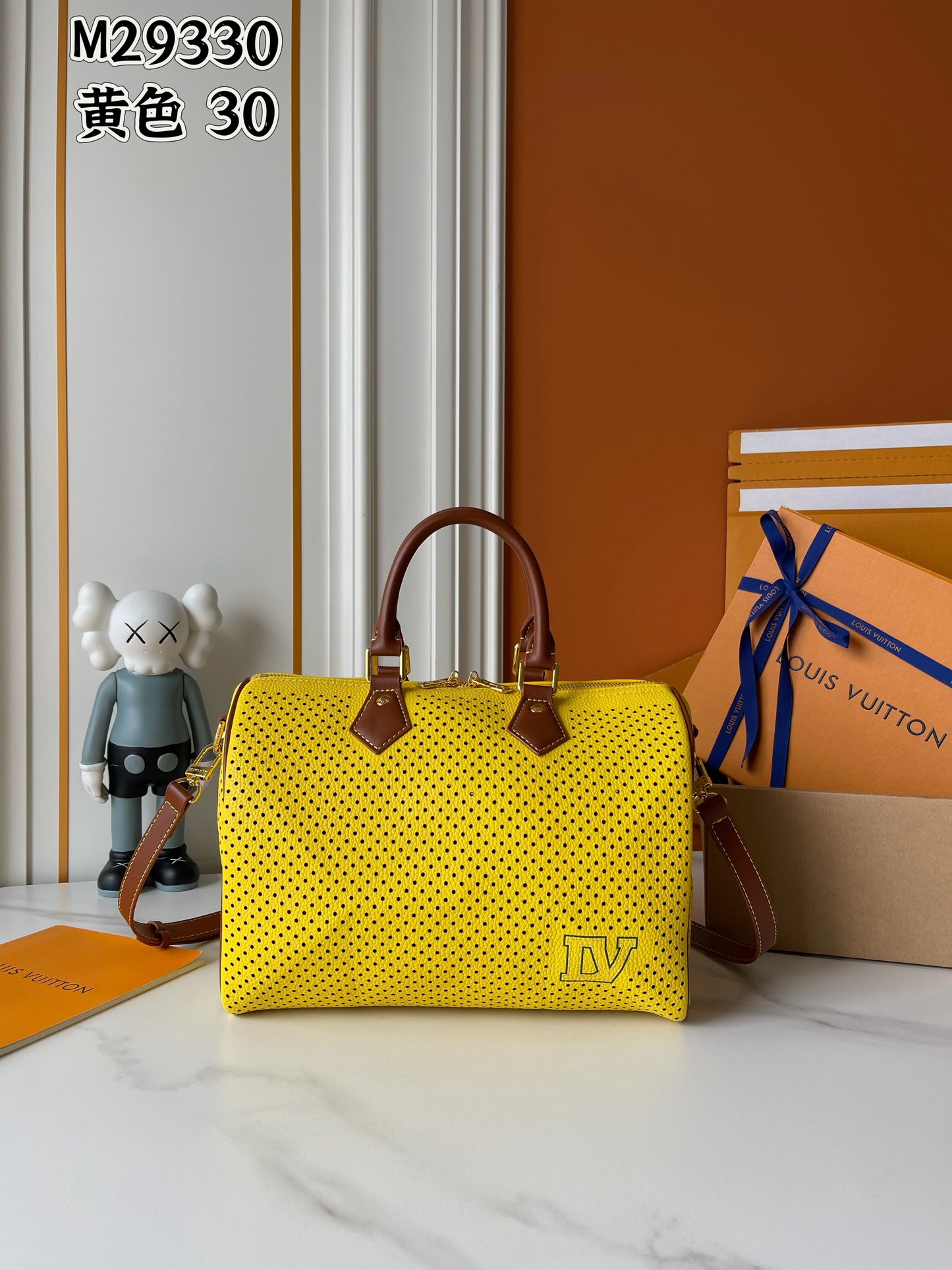 Boston Bag / Perforated Barrel Handbag