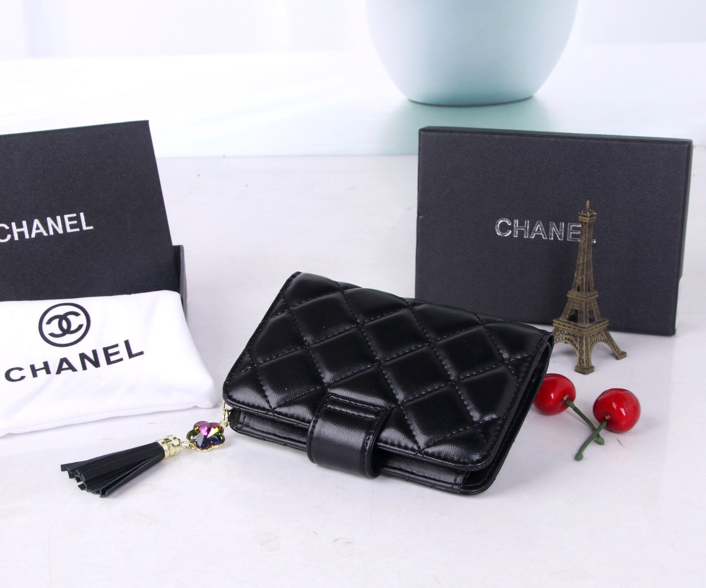 Luxury Compact Bifold Wallet