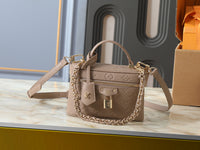 Nude Beige