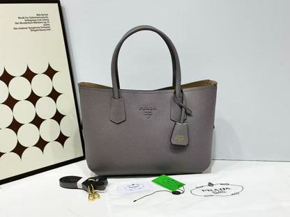 Large Capacity Saffiano Leather Tote Bag