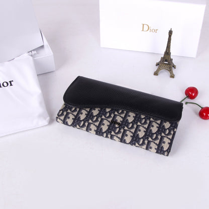Saddle Oblique Long Wallet
