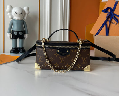 Vanity Pouch Trunk Bag