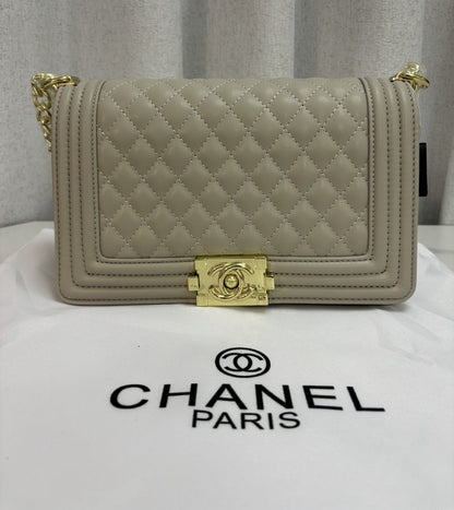 Caviar Quilted New Medium Boy Flap