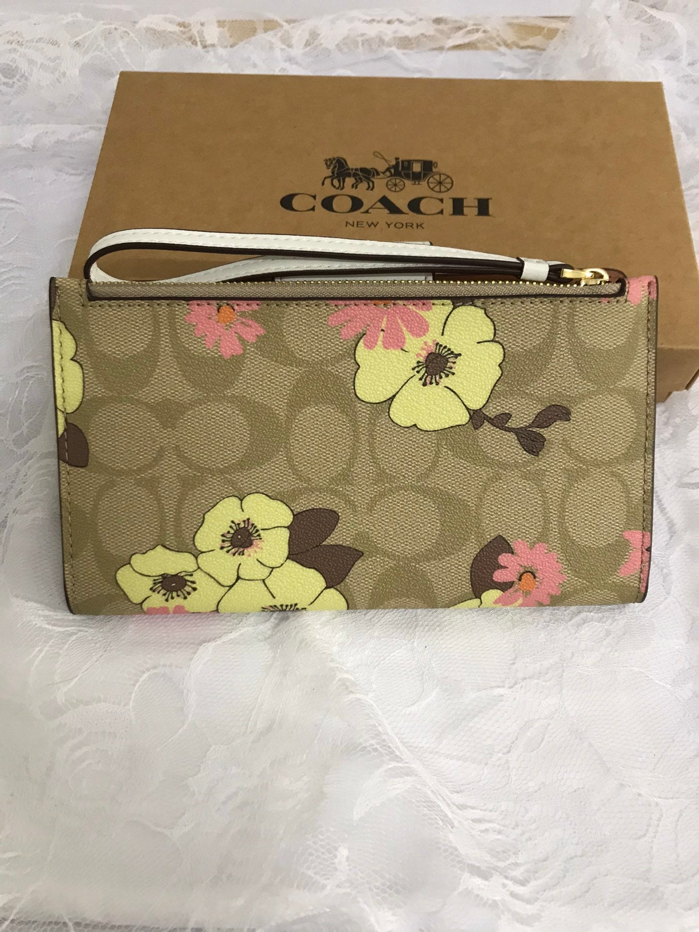 Tech Sunflower Signatures Wallet