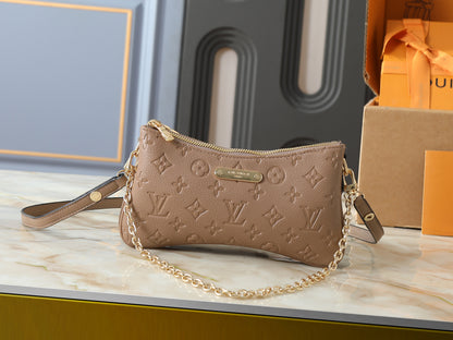 Mini Chain Shoulder Bag