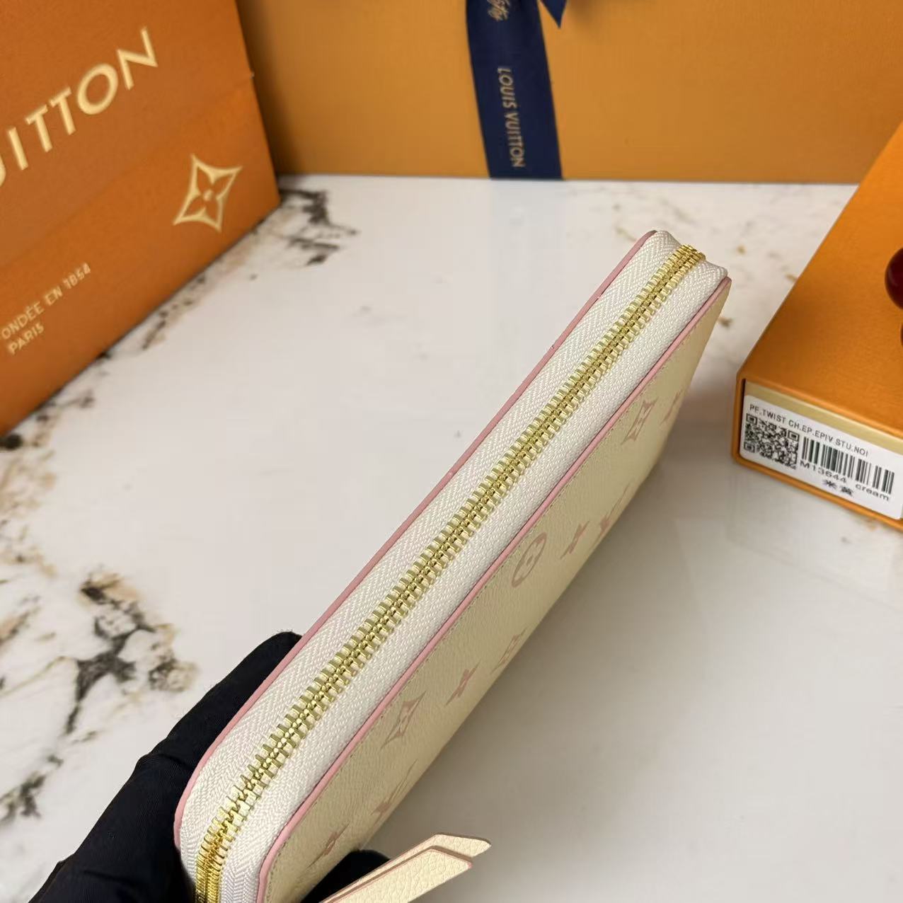 Zippy Wallet Monogram