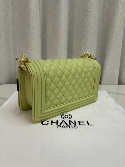 Caviar Quilted New Medium Boy Flap