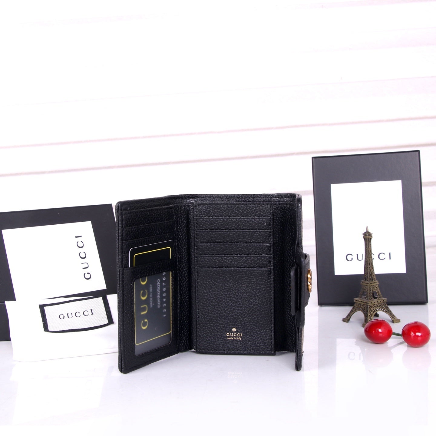 Medium GG Trifold Wallet
