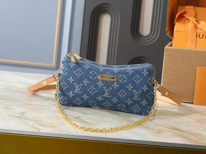 Mini Chain Shoulder Bag