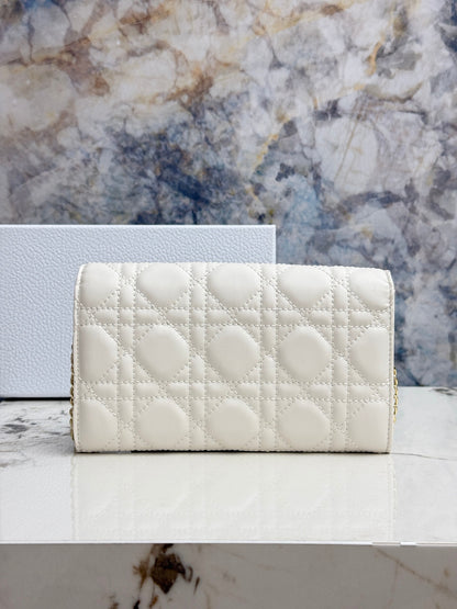 Miss Caro Long Wallet