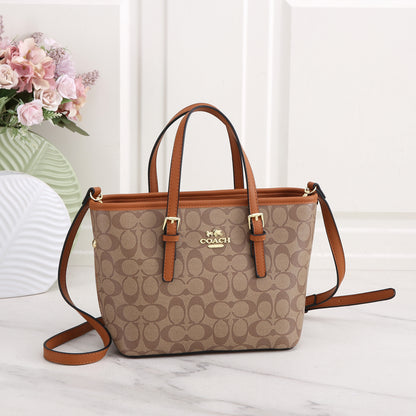 City Tote Bag In Signature Canvas
