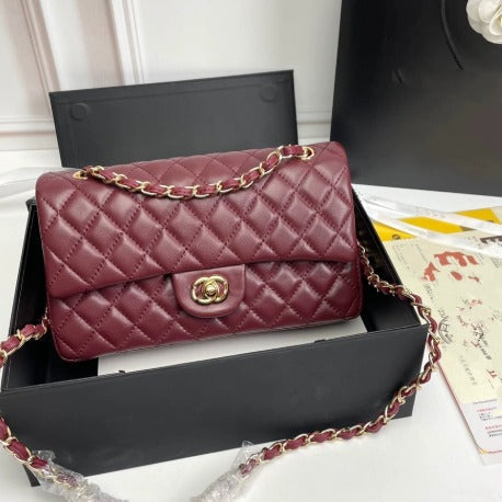 🎁 Classic 11.12 HandBag With Box (100% off)